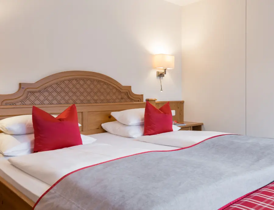 Gartenapartment_Schlafzimmer_Hotel_Birkenhof_Oberstaufen_Allgaeu