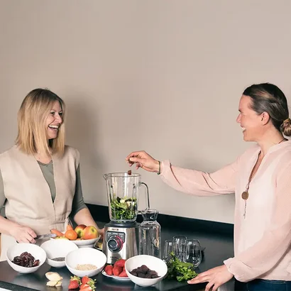 Andrea und Katja vom Hotel Birkenhof kochen ein Basisches Rezept