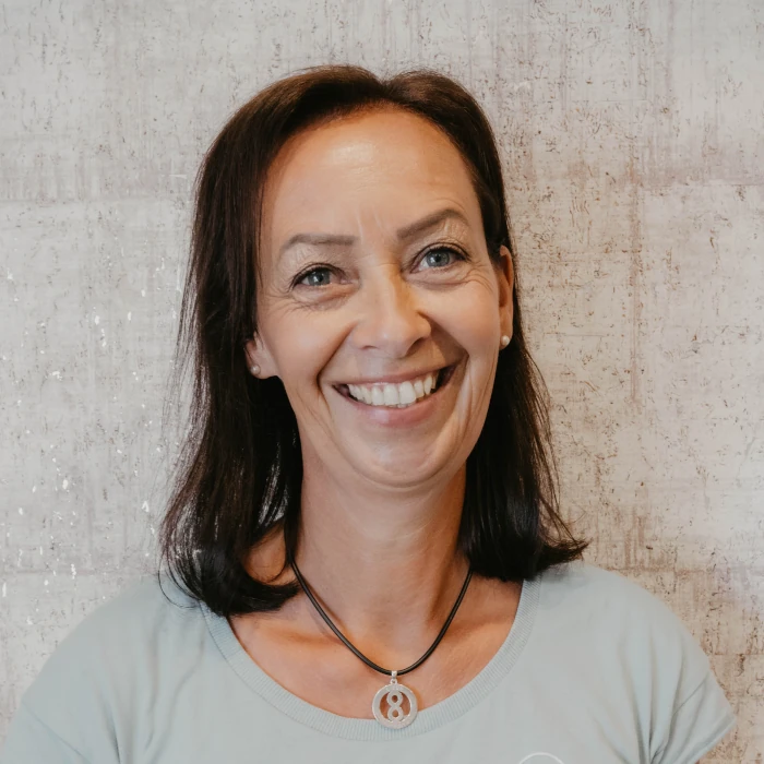 Portrait von Manuela, Teammitglied im Hotel Birkenhof Oberstaufen.