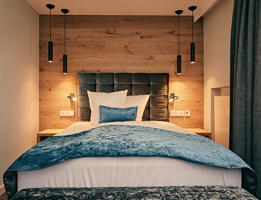 EZ_Zirbe_Bett_Hotel_Birkenhof_Oberstaufen_Allgaeu